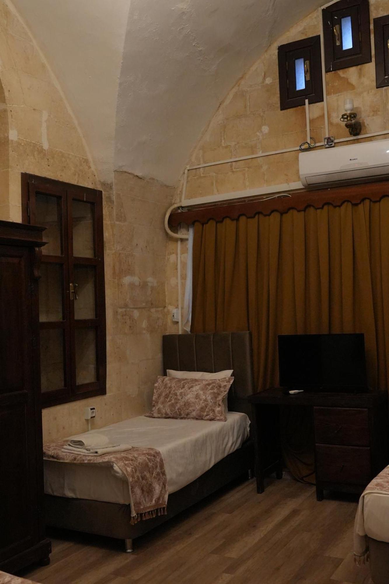 Joselin Hotel Sanliurfa Bagian luar foto